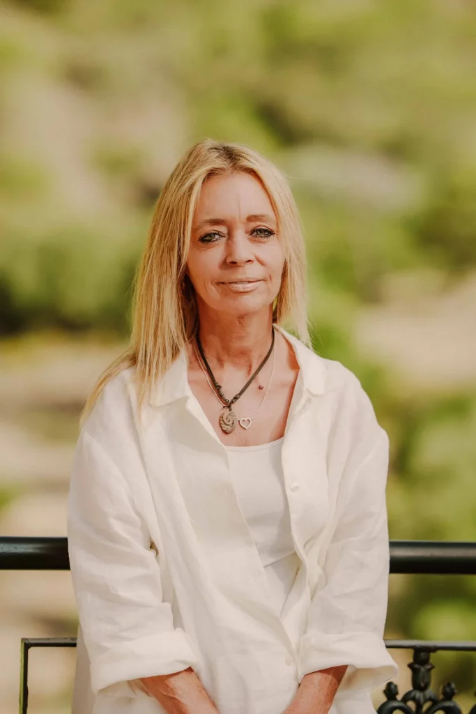 nikki-Innerlife-team-addiction-recovery-worker-best-rehab-spain-exclusive-residential-facility-cocaine-drugs-boenzos-alcohol-depression-trauma-ptsd-anxiety-stess-codependency