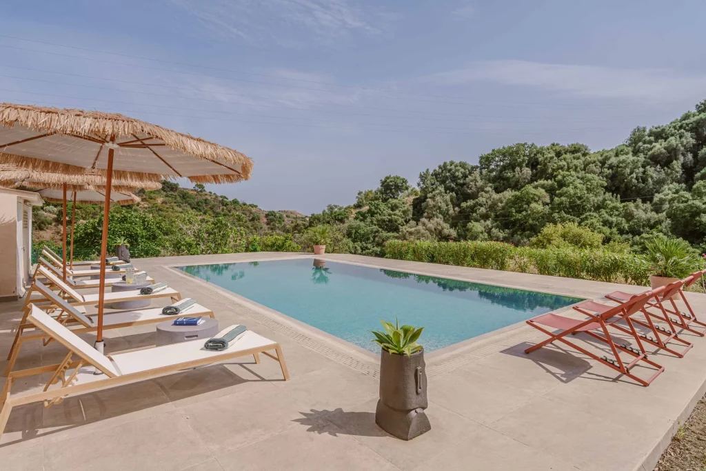 swimming-pool-innerlife-recovery-best-rehab-spain-treatment-center-near-me-alcohol-addiction-drugs-depression-anxiety-burnout-codependency