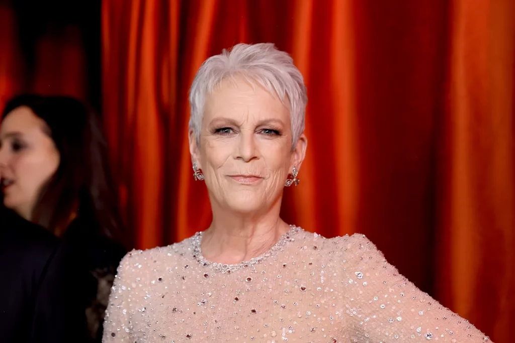 Jamie-lee-curtis-drug-addiction-opioids-drugs-alcohol-recovery